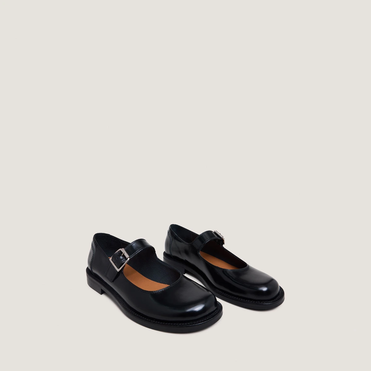 Ballerines &agrave; brides et boucles ajustables en cuir glac&eacute; noir | DEMILIE | Jonak