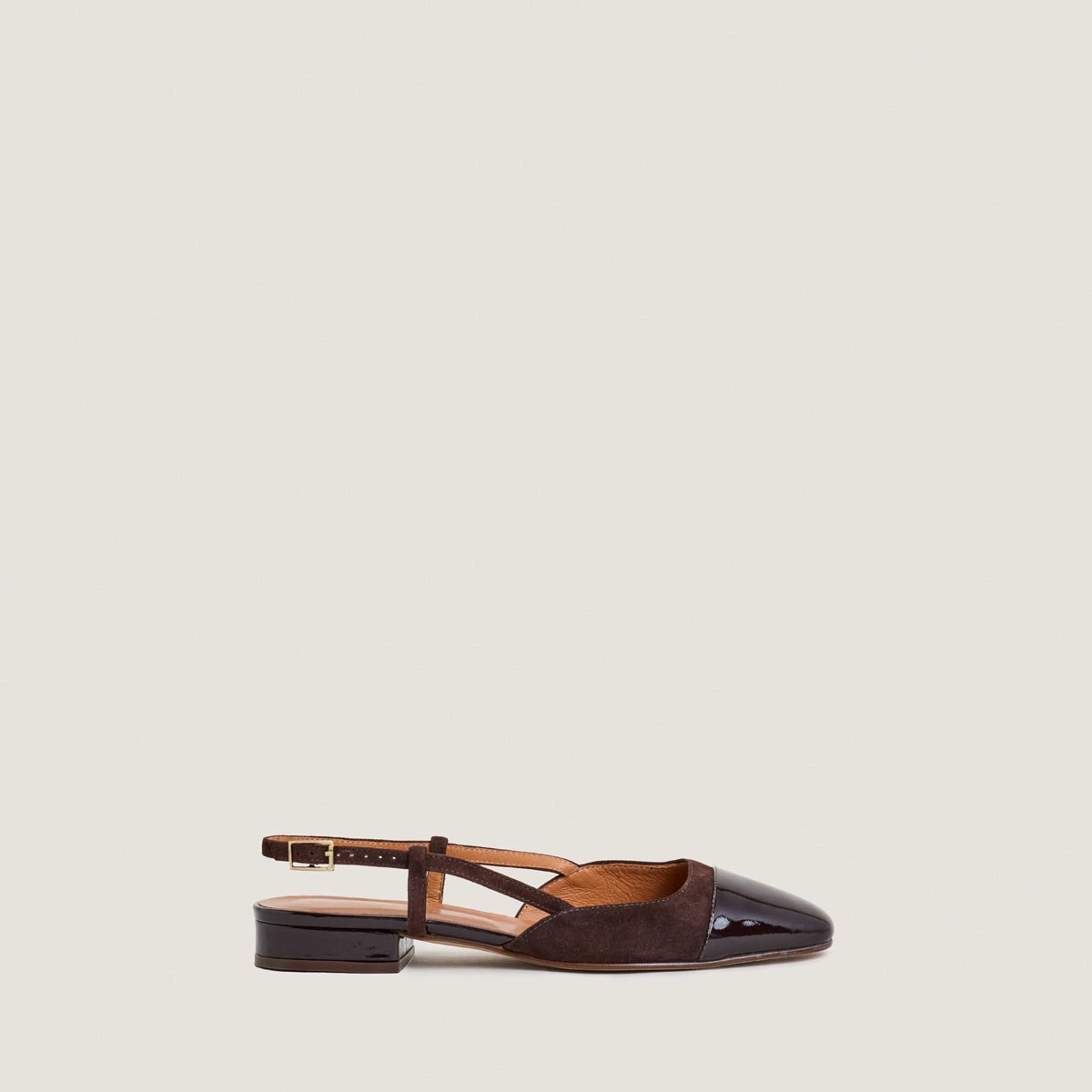 Ballerines slingbacks en vernis marron foncé et velours marron | DHAPOU | Jonak