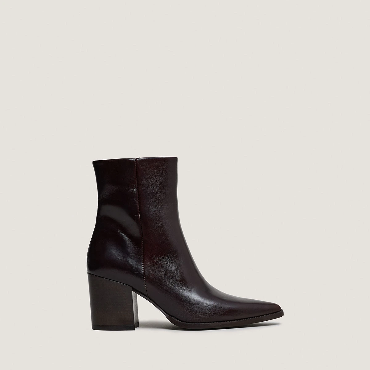 Bottines à talons en cuir patiné marron foncé | PRIDE | Jonak