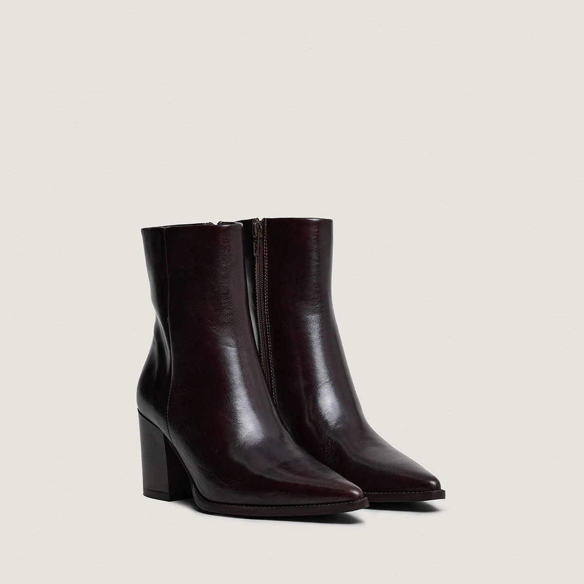 Bottines à talons en cuir patiné marron foncé | PRIDE | Jonak