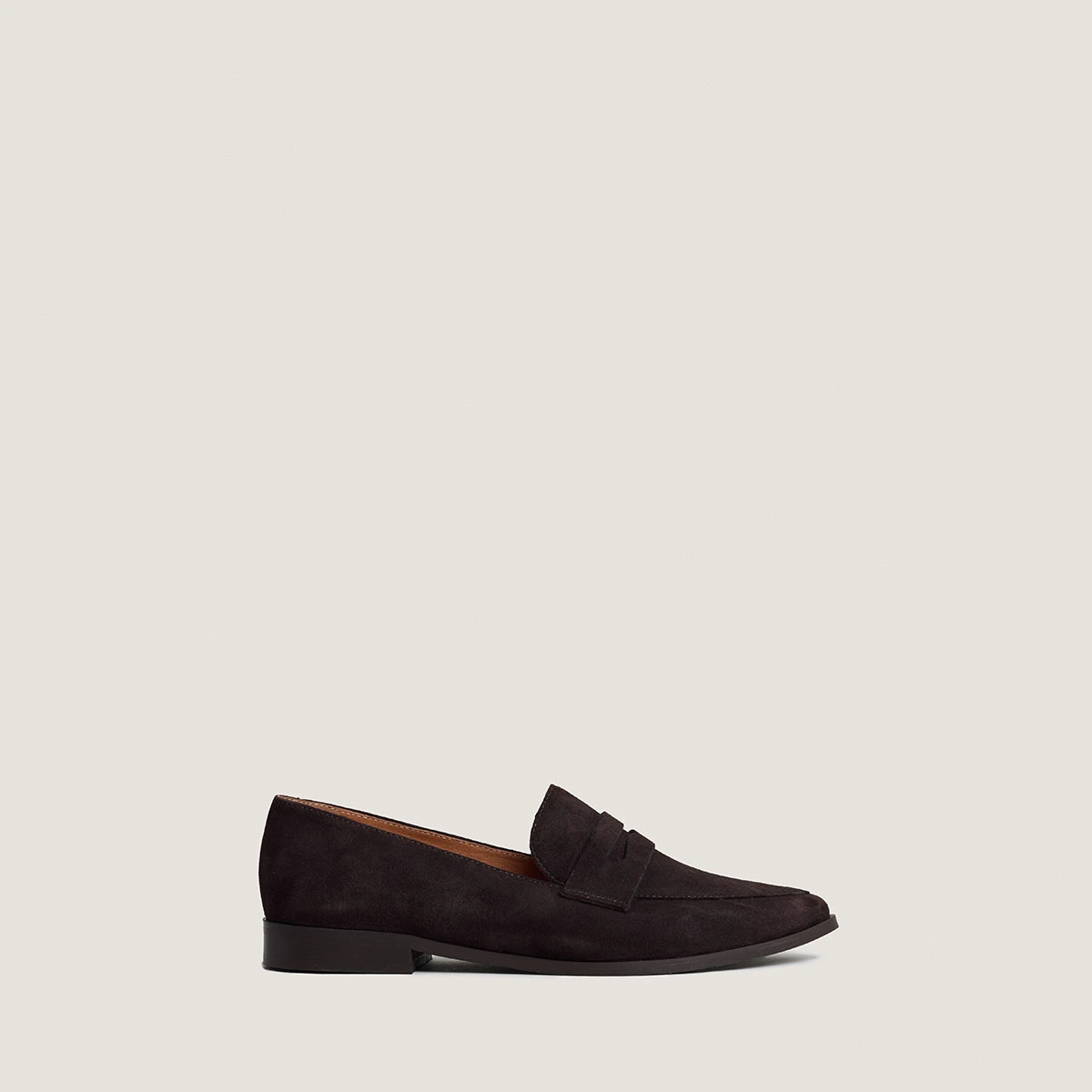 Mocassins &agrave; bouts pointus en velours marron fonc&eacute; | AMIDA | Jonak