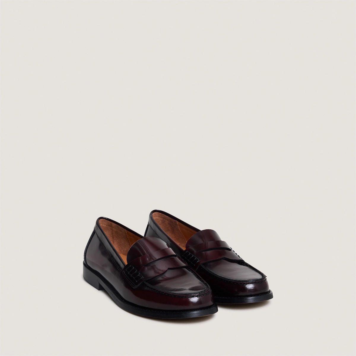 Mocassins à plateau pincé en cuir glacé bordeaux | AUDELYA | Jonak
