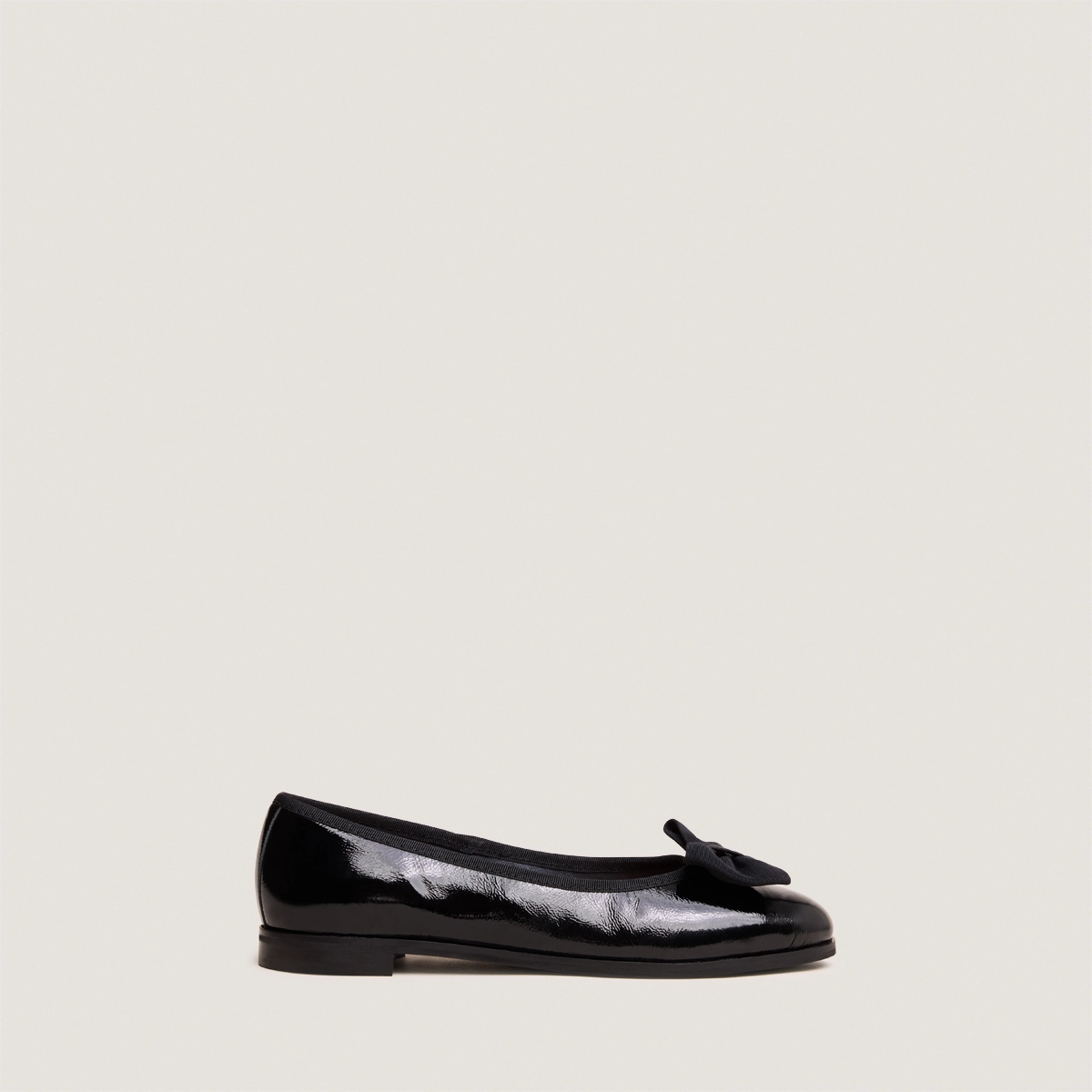 Ballerines à noeuds en vernis plissé noir | DESTHER | Jonak