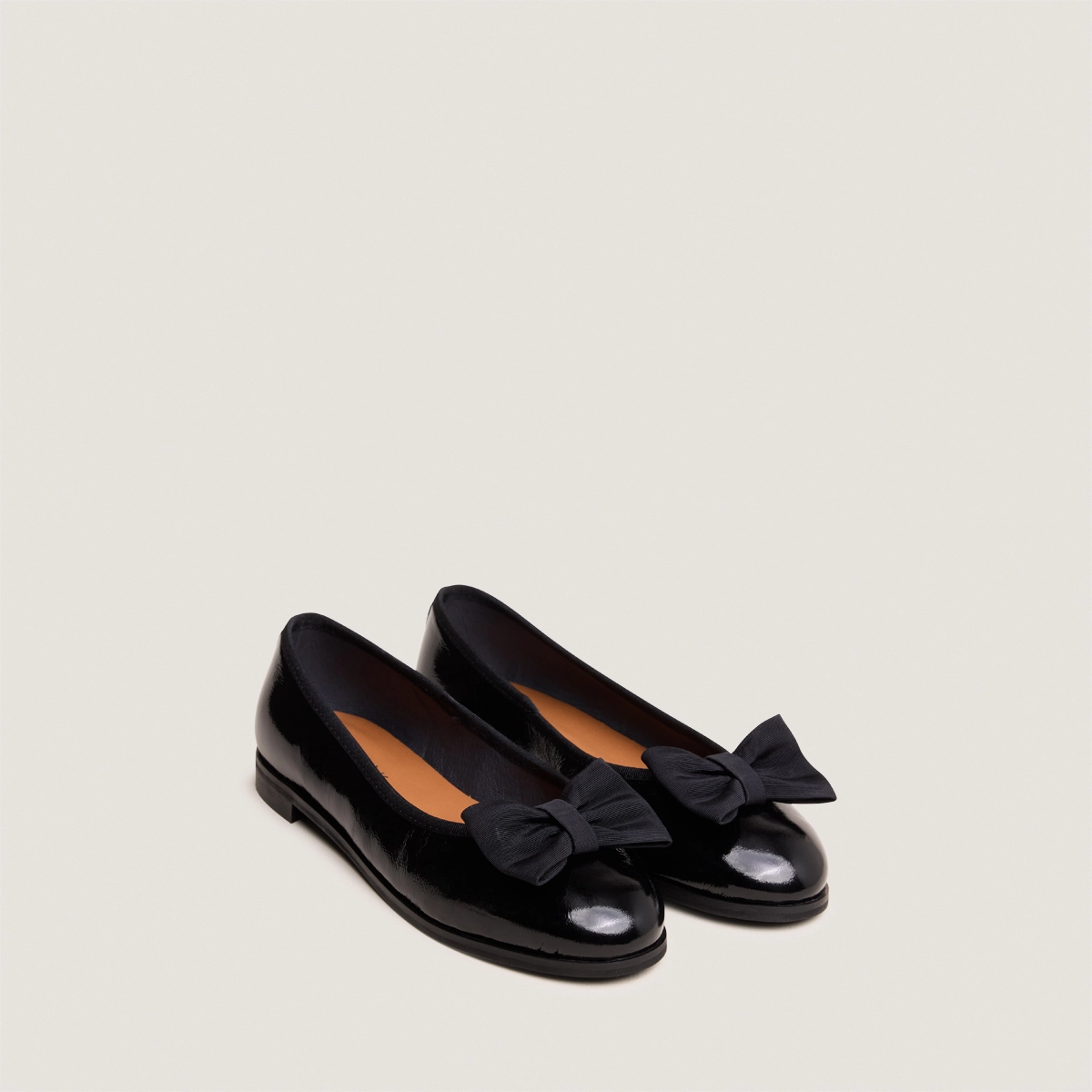 Ballerines à noeuds en vernis plissé noir | DESTHER | Jonak