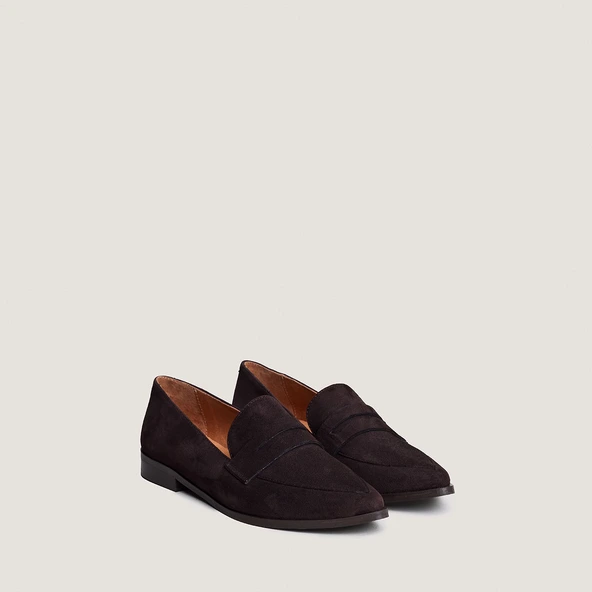 Mocassins &agrave; bouts pointus en velours marron fonc&eacute; | AMIDA | Jonak