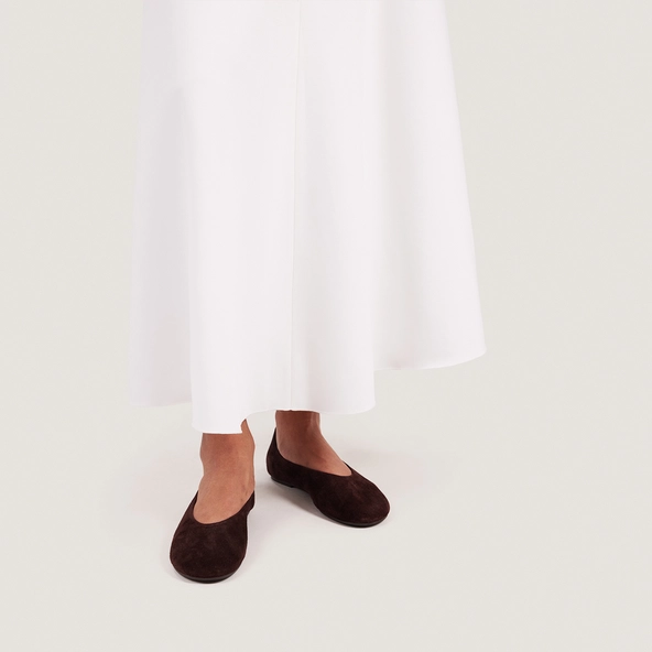 Ballerines à bouts arrondis en velours marron | DERLINE | Jonak