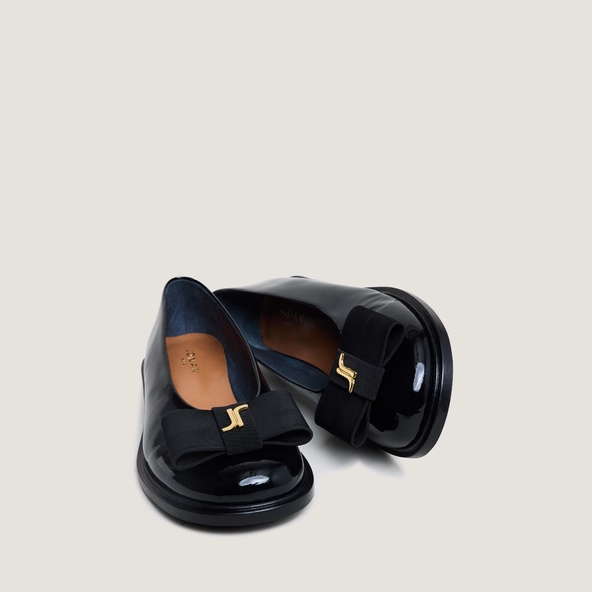 Ballerines à bouts ronds et monogrammes en vernis noir | DELOISE | Jonak
