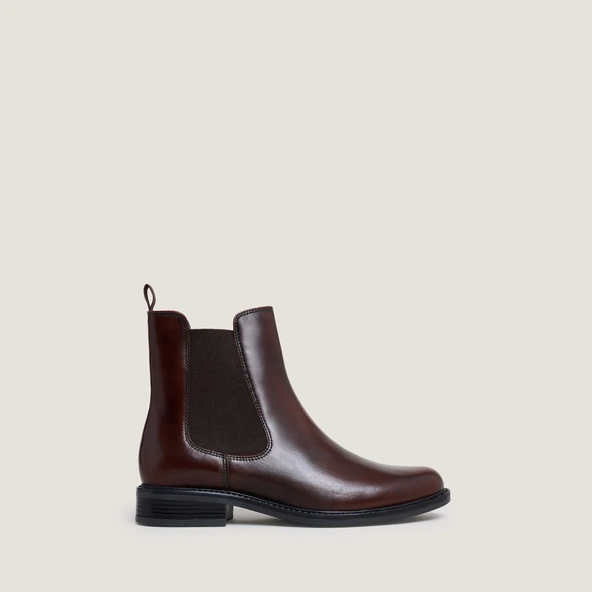 Boots à élastiques et bouts ronds. en cuir patiné cognac | AUDRY | Jonak