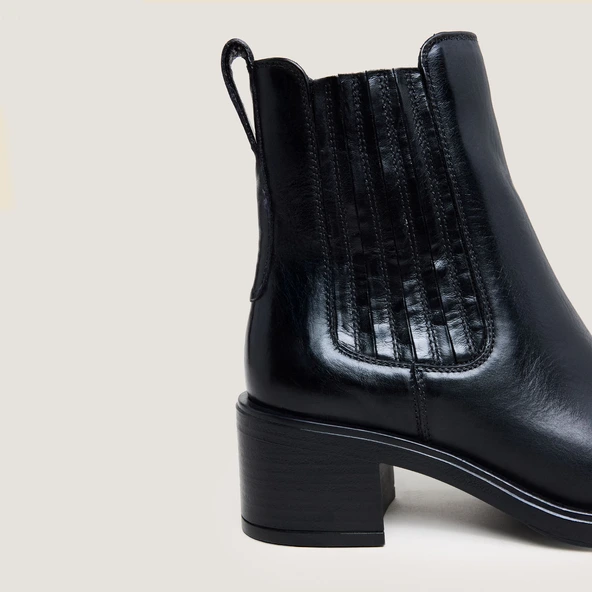 Boots à talons en cuir noir | COLETTE | Jonak