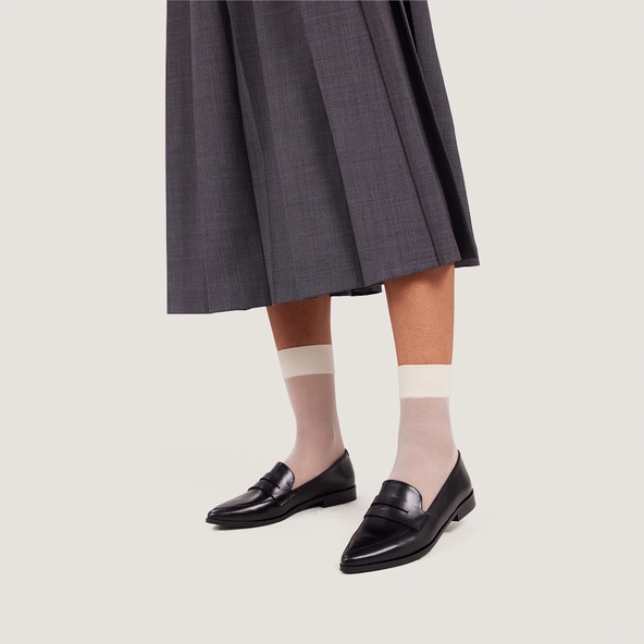 Mocassins à bouts pointus en cuir noir | AMIDA | Jonak