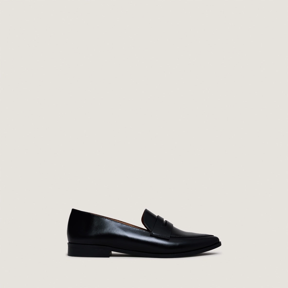 Mocassins à bouts pointus en cuir noir | AMIDA | Jonak