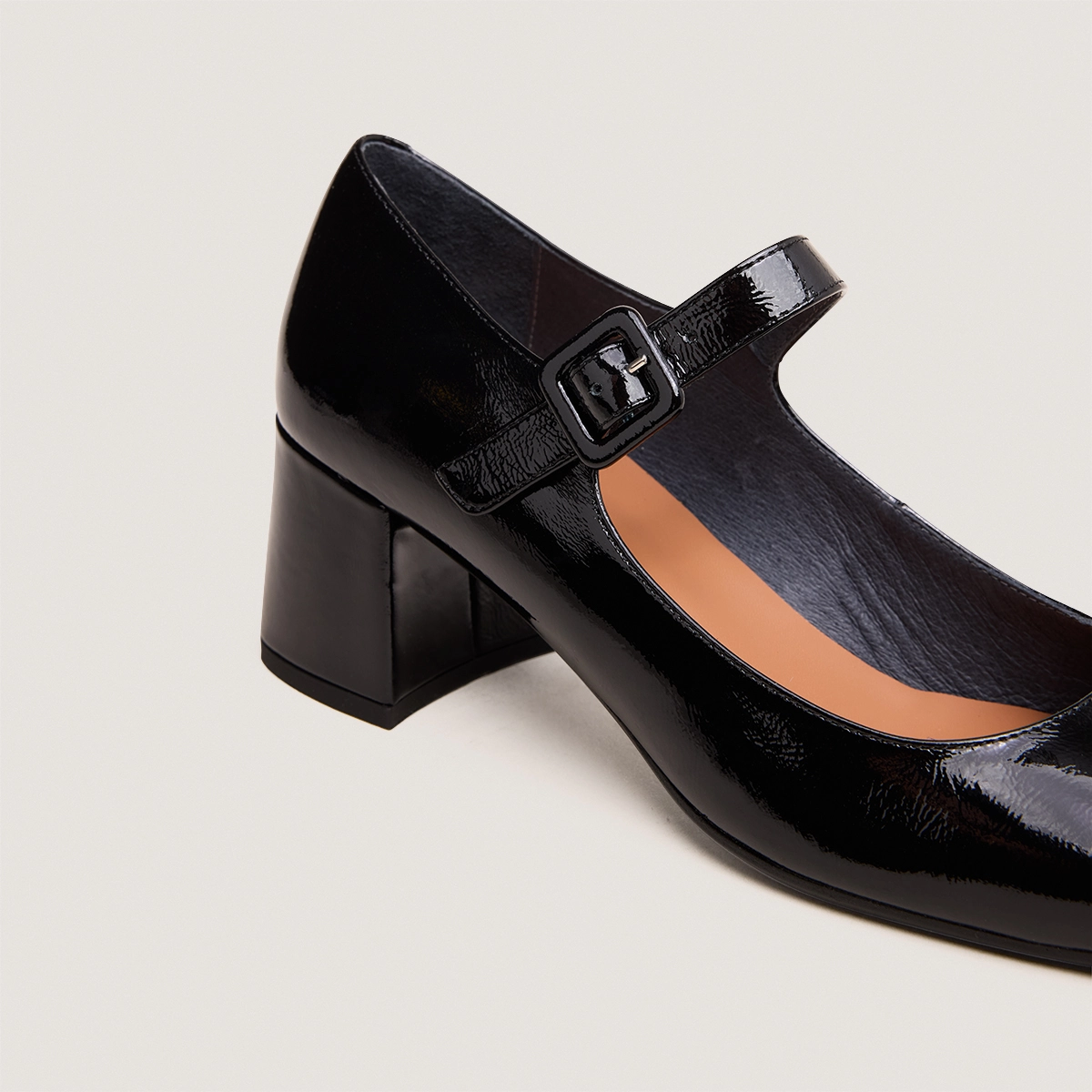 Babies à talons en vernis plissé noir | DITTUS | Jonak