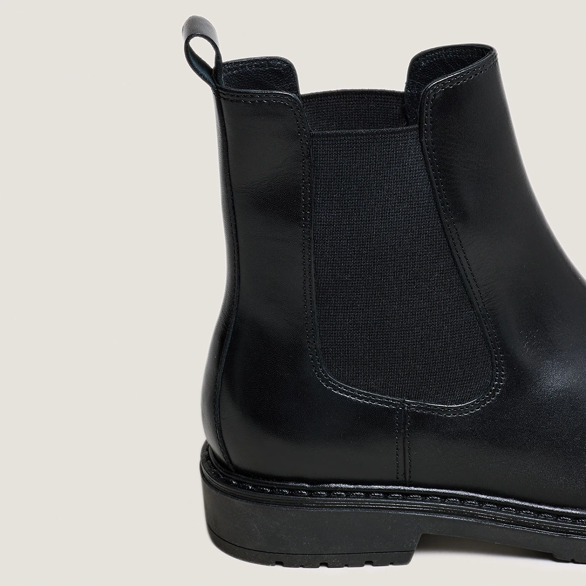 Boots Chelsea en cuir noir | AMICAL | Jonak