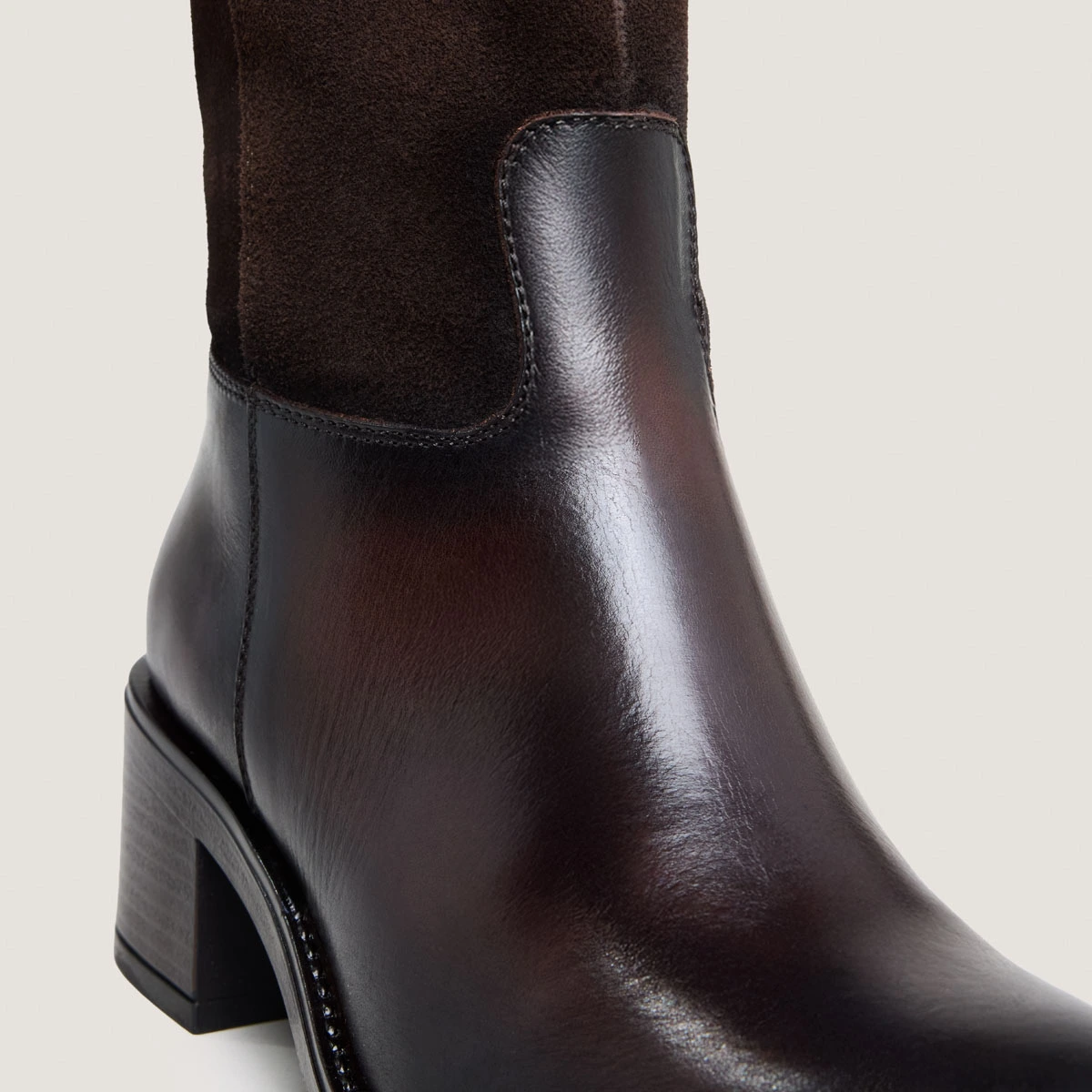 Bottes &agrave; talons en cuir et croute marron fonc&eacute; | CLAIRE | Jonak
