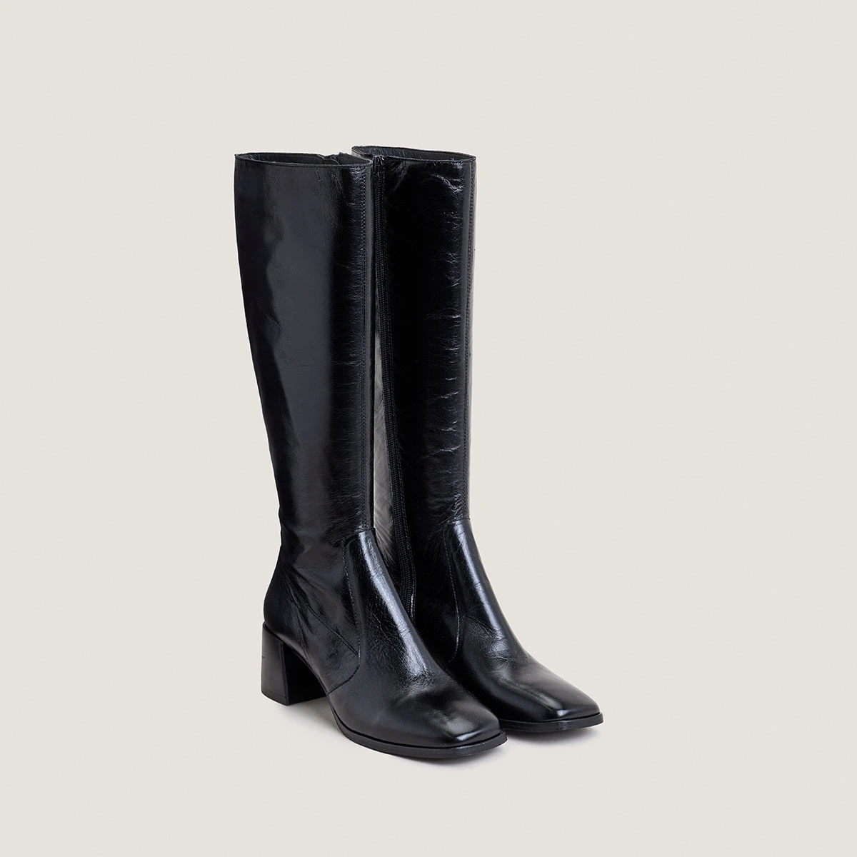 Bottes à bouts carrés en cuir vieilli noir | ARGENTINE | Jonak