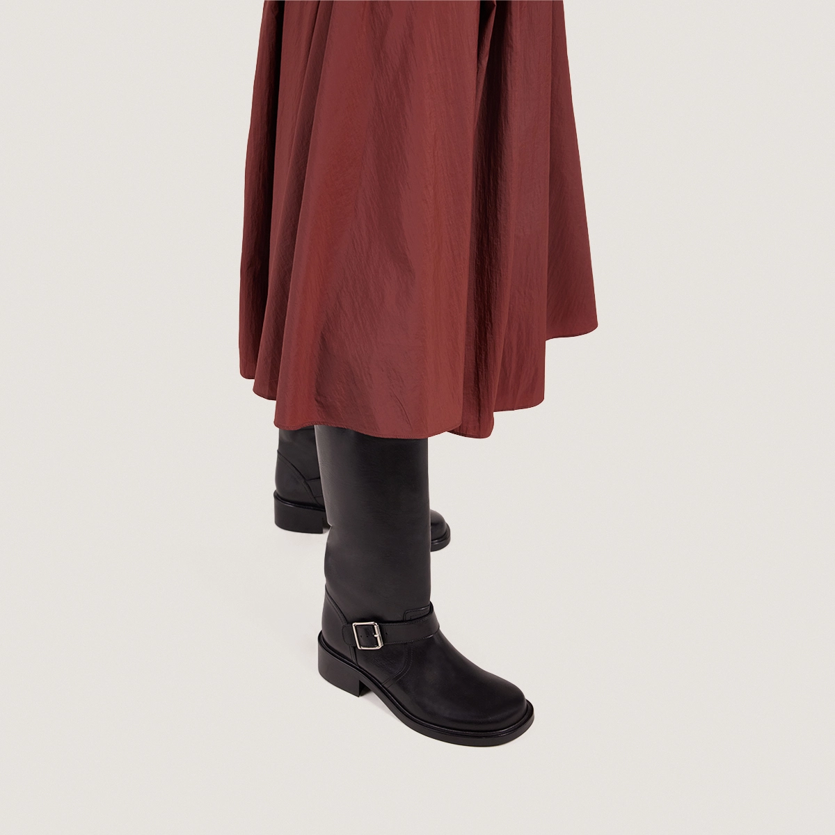 Bottes hautes à sangles en cuir noir | DARJORIE | Jonak