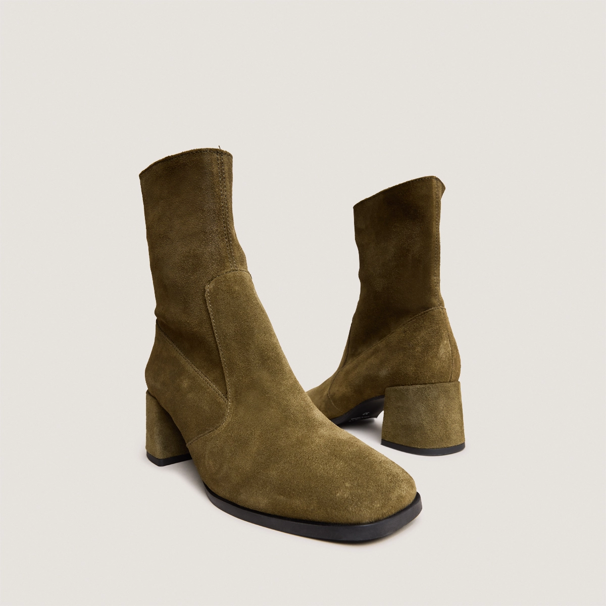Bottines &agrave; bouts ovales en cro&ucirc;te kaki | ARGENTAT | Jonak