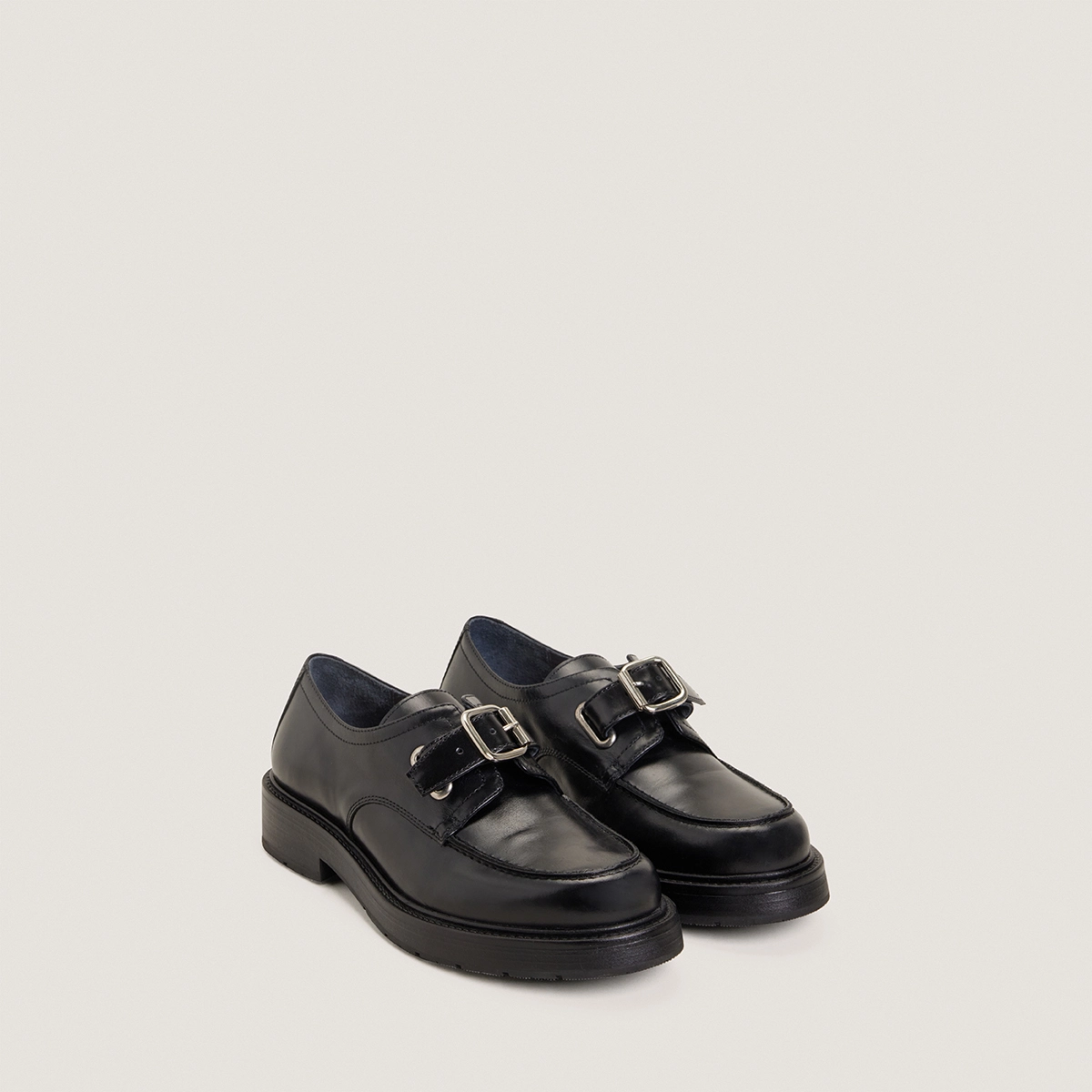 Mocassins à bouts arrondis en cuir noir | DAVRIL | Jonak