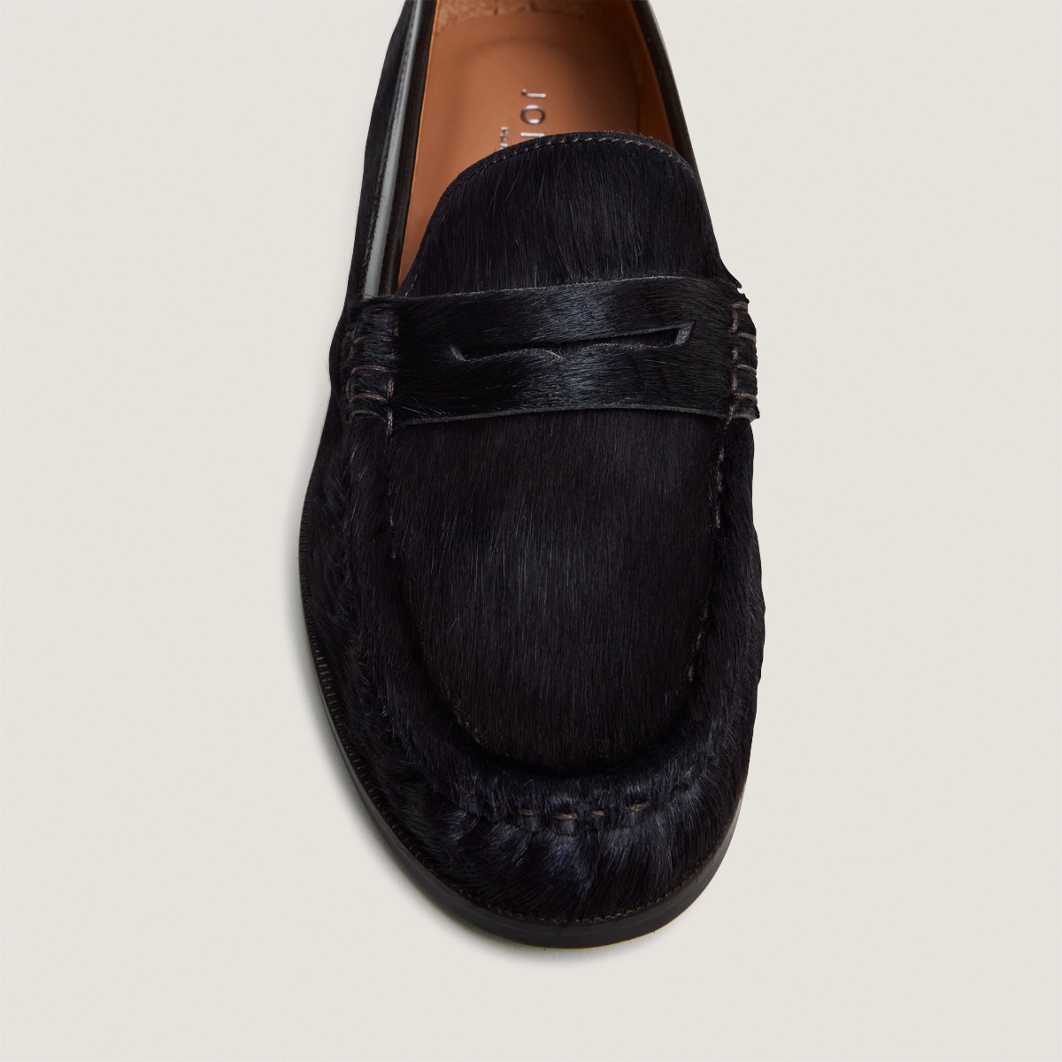 Mocassins à bouts ronds en poulain marron foncé | DELICE | Jonak