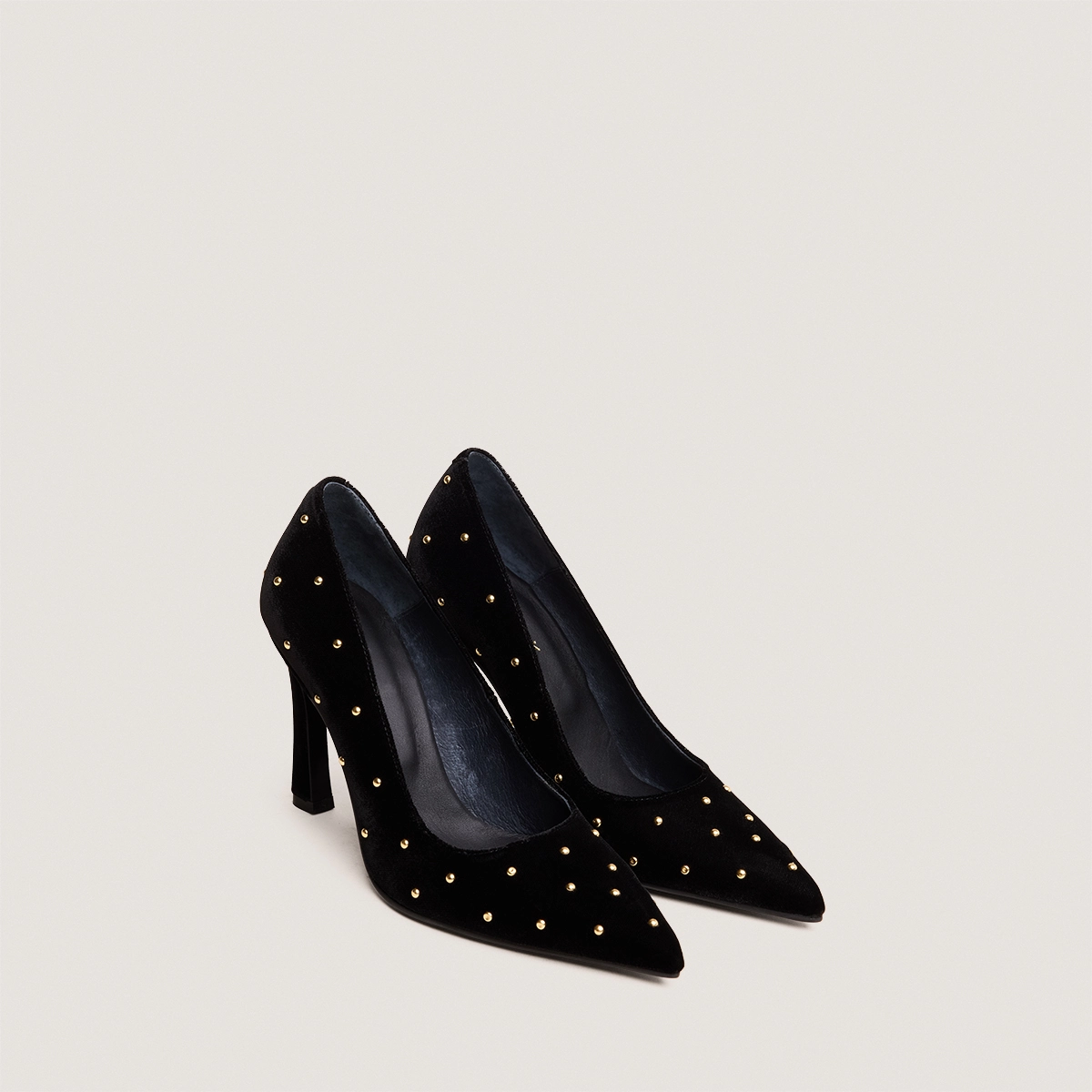 Escarpins à rivets en velours noir | DANITA | Jonak