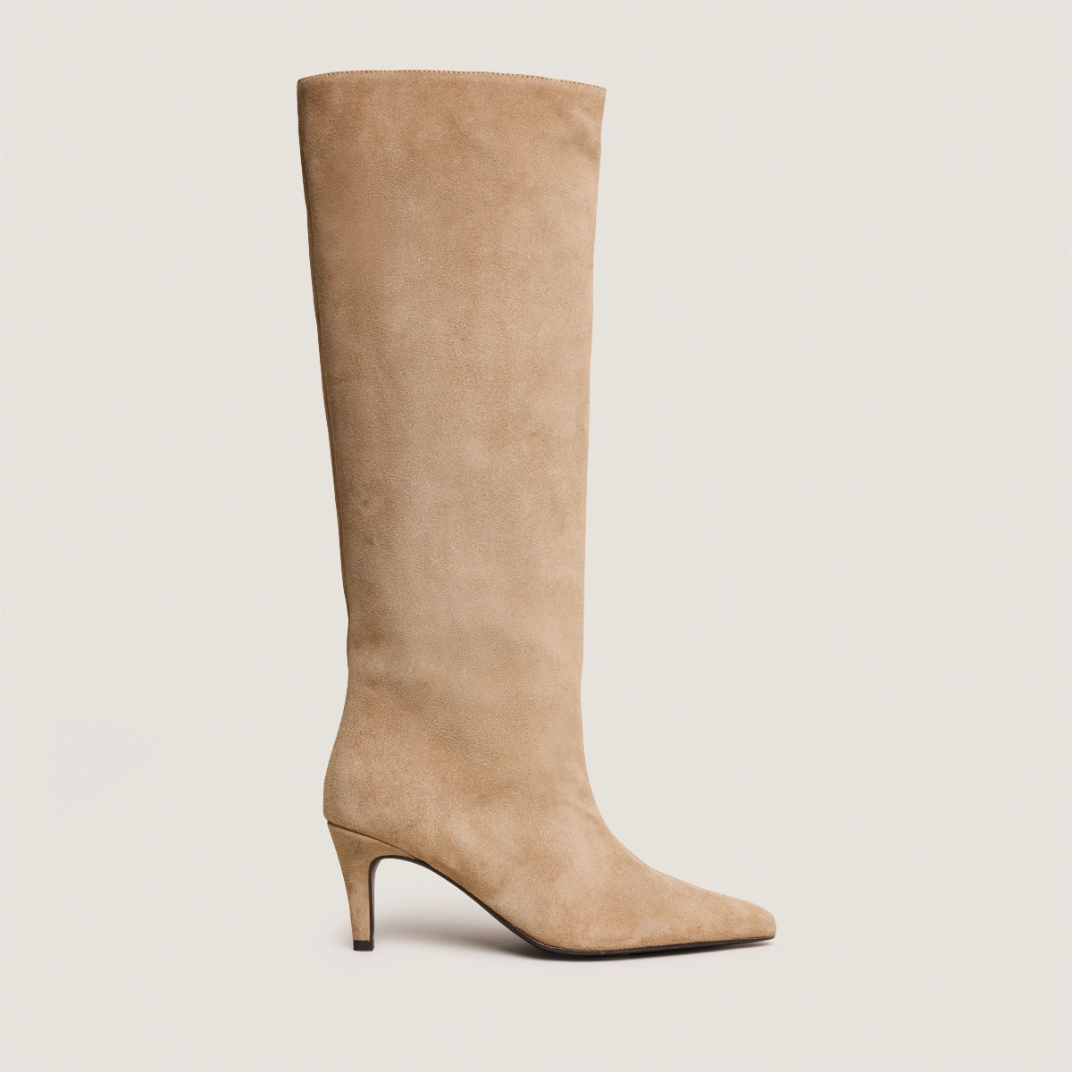 Bottes à talons et bouts pointus en croûte taupe | DELAINE | Jonak