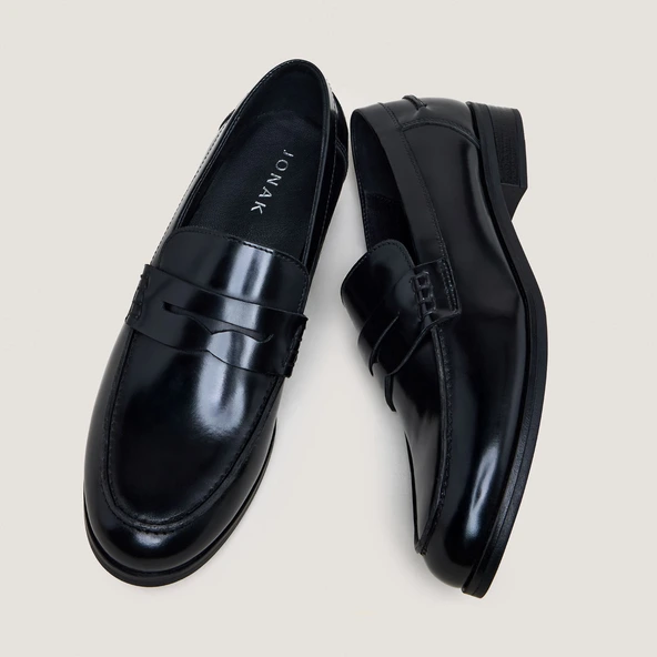 Mocassins à bouts ronds en cuir glacé noir | ALBIN | Jonak