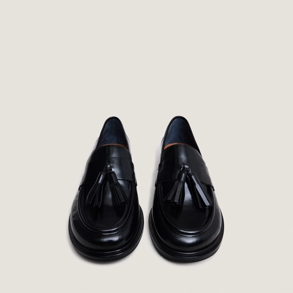 Mocassins à pampilles en cuir noir | DAMANDE | Jonak