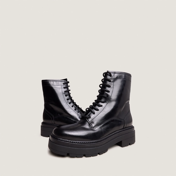Boots à semelles crantées et lacets en cuir noir | DICUS | Jonak