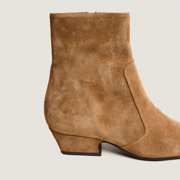 Bottines à bouts pointus en croûte tabac | DOMAINE | Jonak