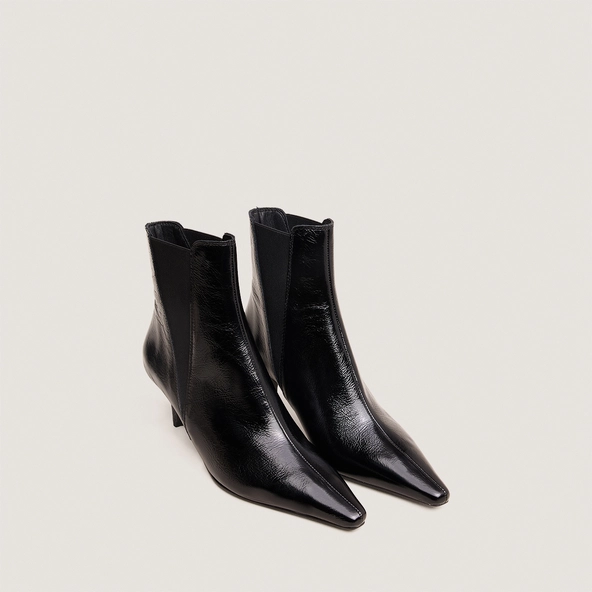 Bottines à talons fins et bouts pointus en cuir brillant noir | BORGIA | Jonak