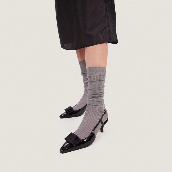 Escarpins à noeuds en vernis plissé noir | DALO | Jonak
