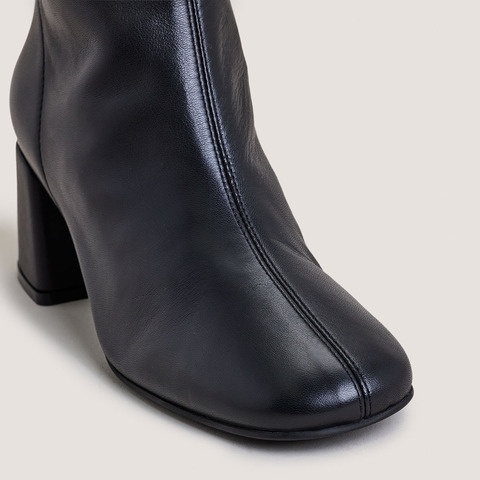 Bottines &agrave; fermetures &eacute;clairs arri&egrave;res noir