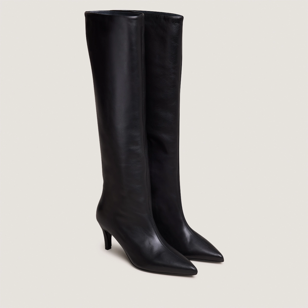 Bottes à talons fins et bouts pointus en cuir noir | DIEMA | Jonak