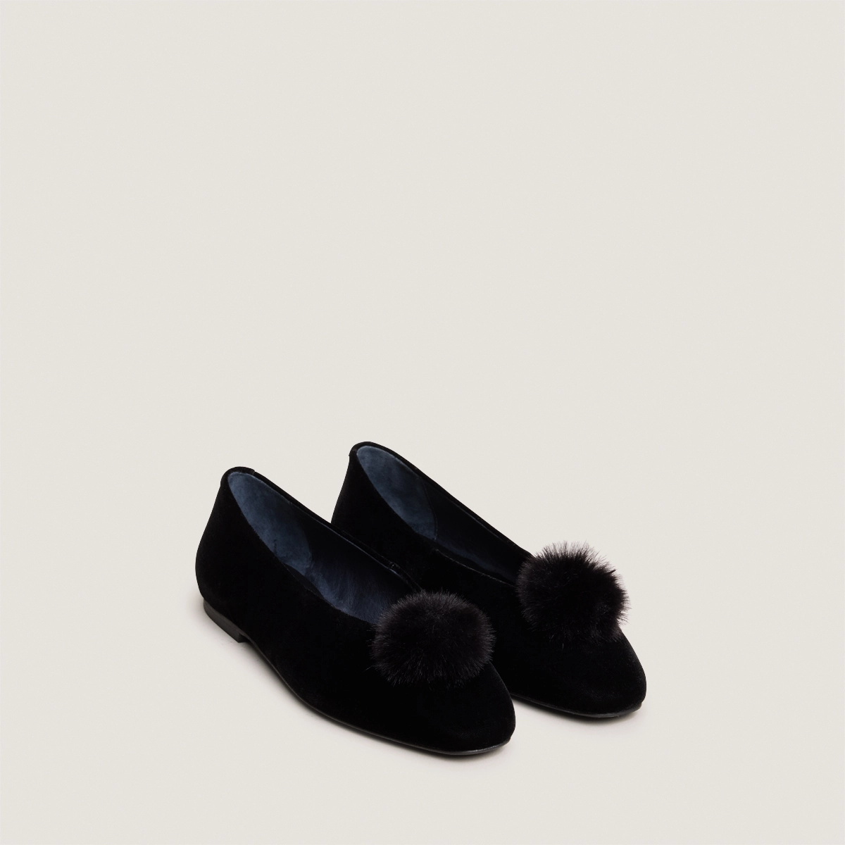 Ballerines &agrave; pompons en velours noir | DIZON | Jonak
