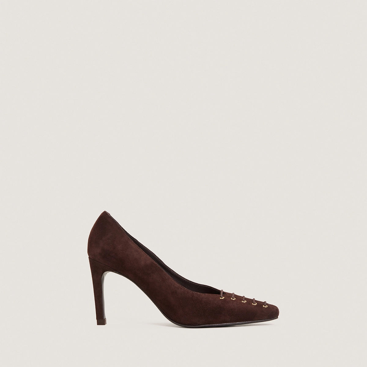 Escarpins à détail avant en velours marron | DRAPY | Jonak