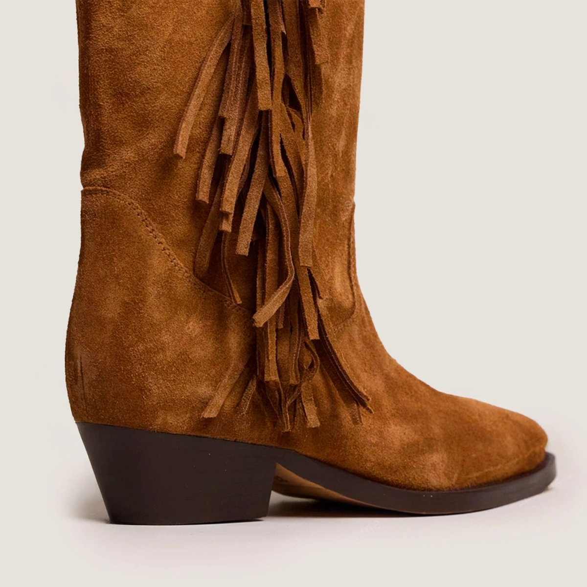 Bottes à franges et talons biseautés en croûte cognac | DEFRANGE | Jonak