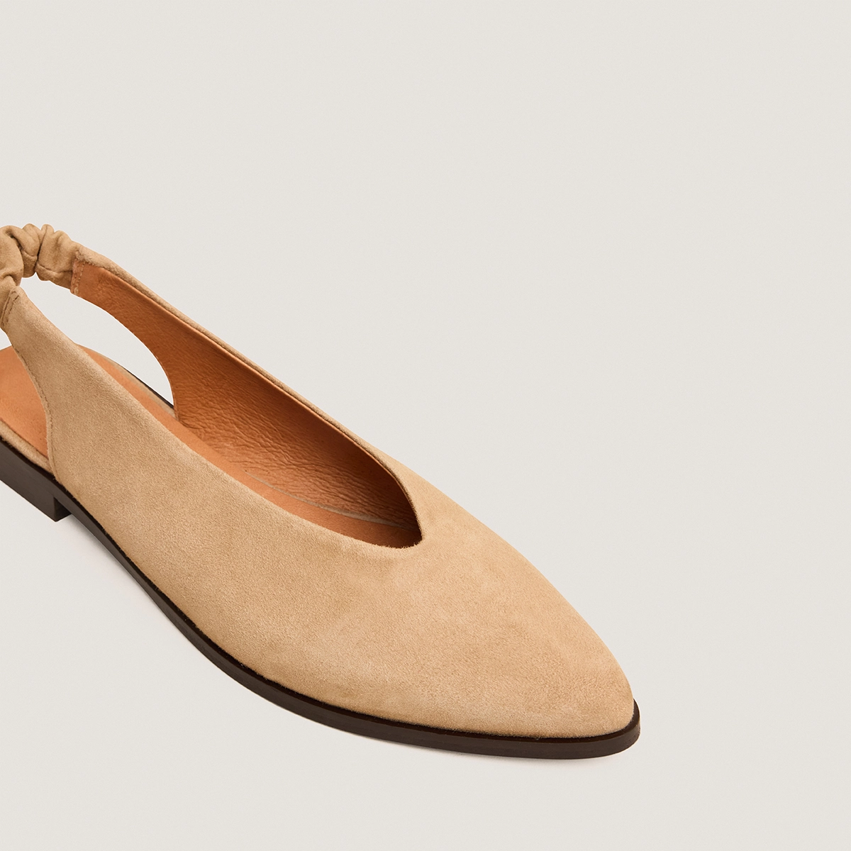 Ballerines à bouts arrières ouverts en velours camel | ACAJOU | Jonak