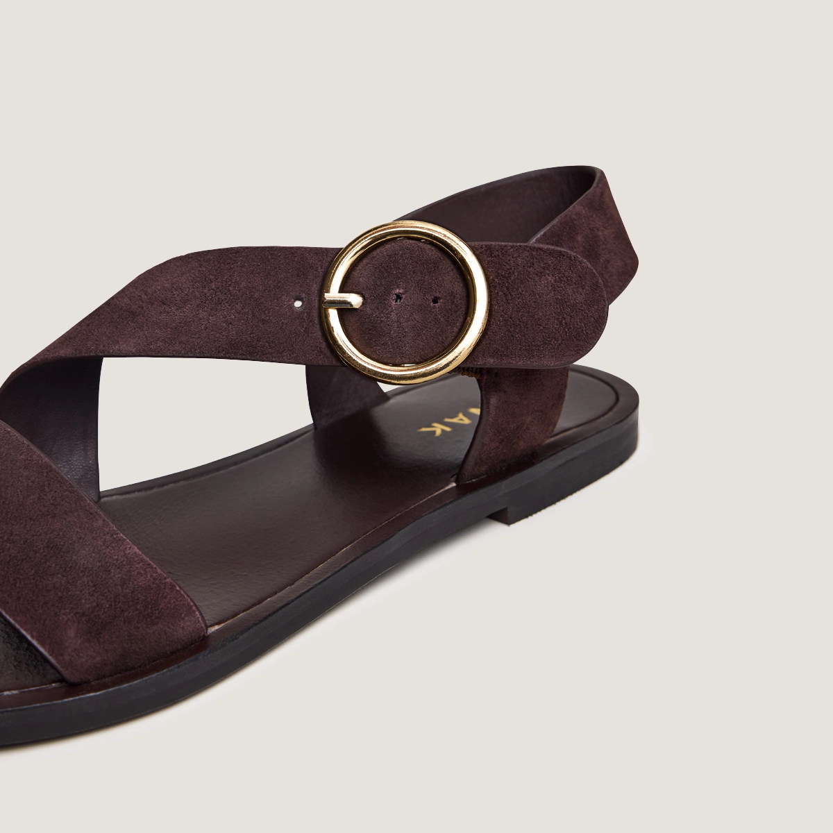 Sandales à brides larges et boucles ajustables en velours marron foncé | WELBI | Jonak