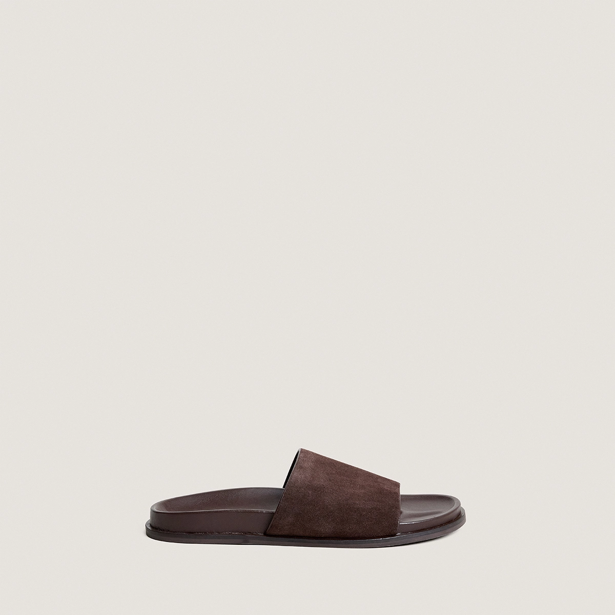 Mules plates en croûte marron foncé | WARNER | Jonak