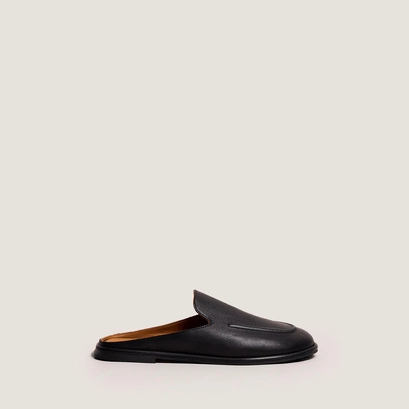 Mocassins à bouts arrières ouverts en cuir noir | JULY | Jonak