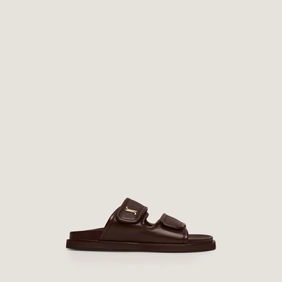 Mules &agrave; monogrammes en cuir marron fonc&eacute; | WIN | Jonak