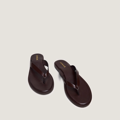 Tongs en cuir marron fonc&eacute; | WITTY