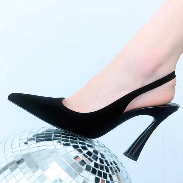 Escarpins slingbacks à bouts pointus en velours noir | DRESSY | Jonak