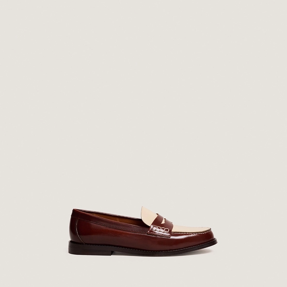 Mocassins à plateau pincé en cuir glacé marron et écru | AUDELYA | Jonak