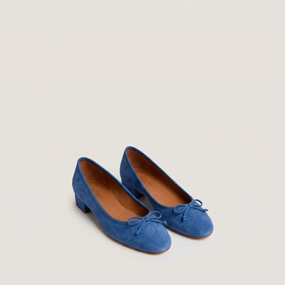 Ballerines &agrave; talons en velours bleu acier | DADOU | Jonak