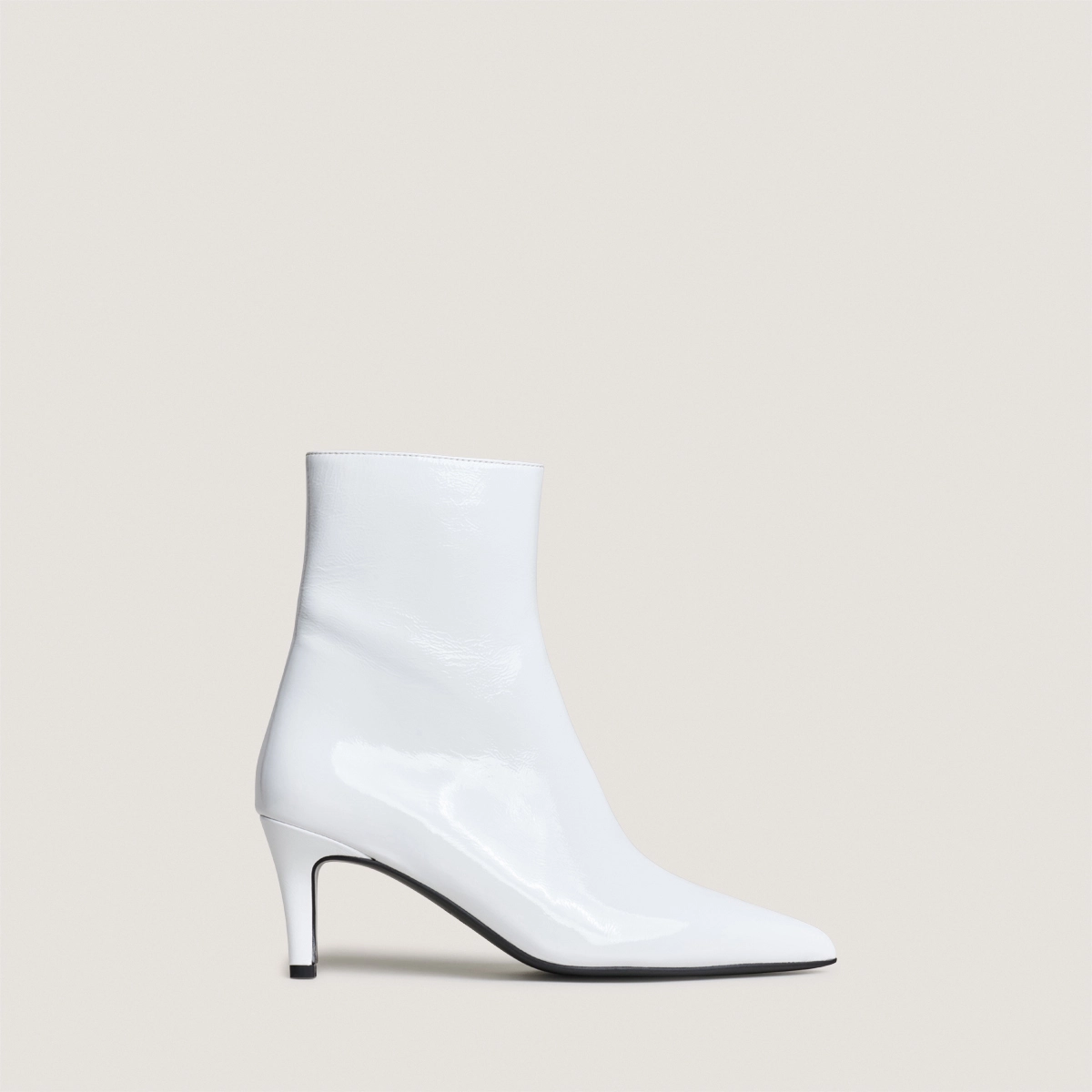Bottines &agrave; talons fins en vernis pliss&eacute; blanc | DIEMINA | Jonak