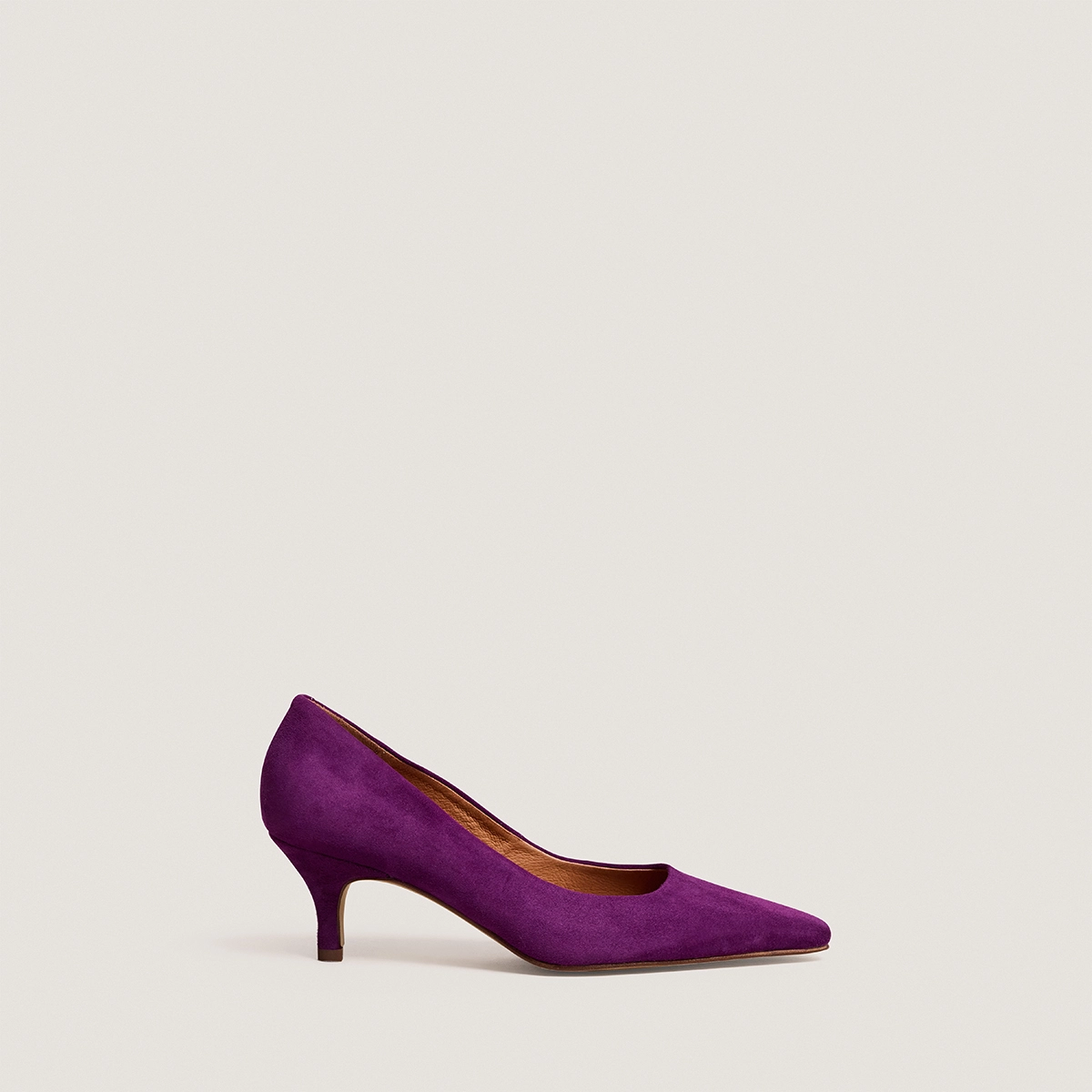 Escarpins &agrave; bouts pointus en velours violet | DEBRIEF | Jonak