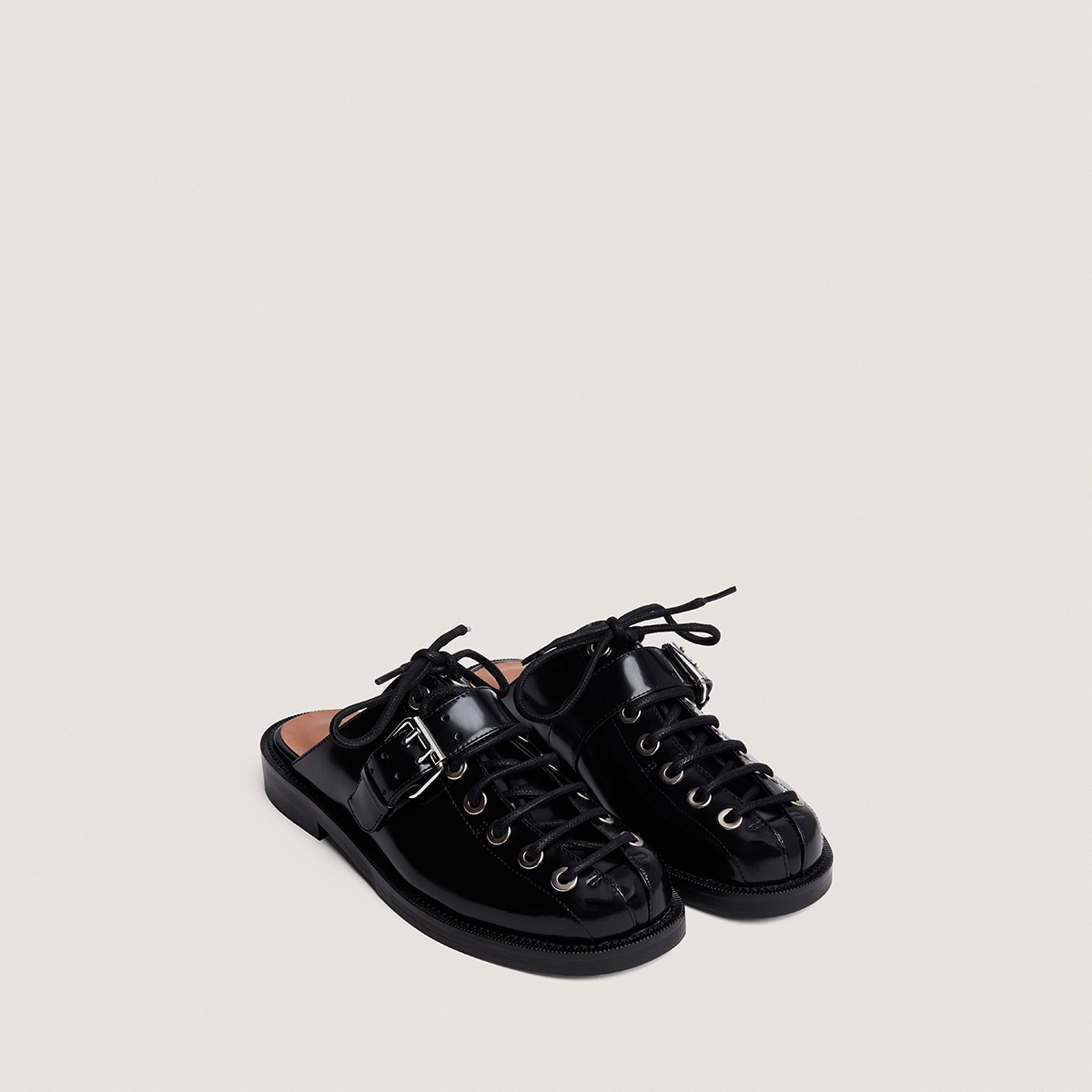 Mules à lacets en cuir glacé noir | DESSA | Jonak