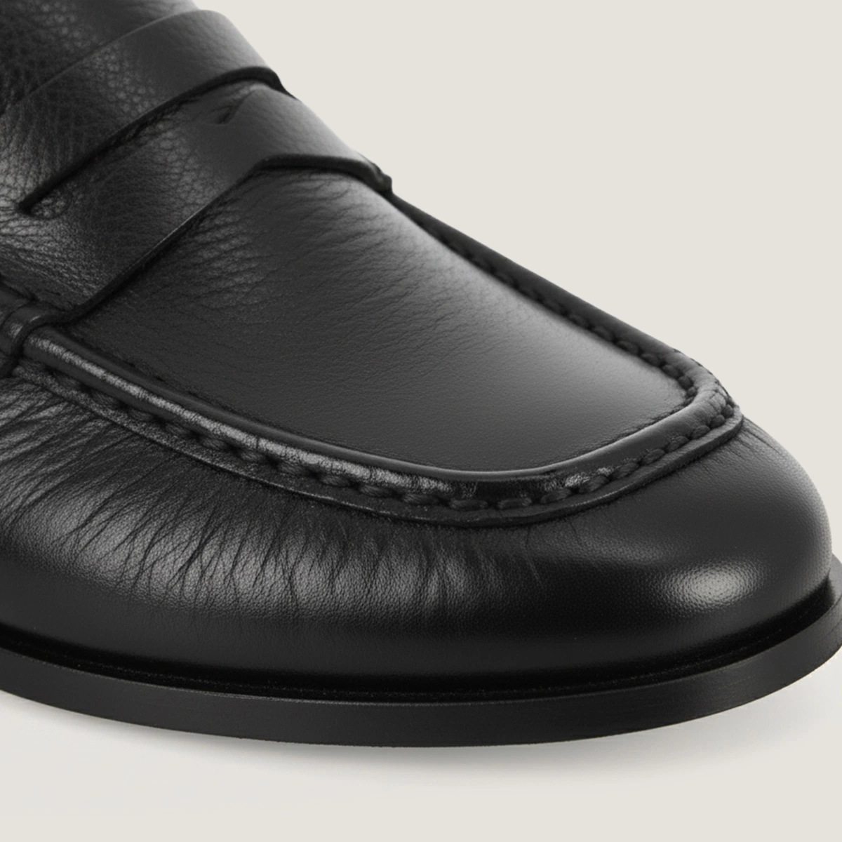 Mocassins à bouts arrières ouverts en cuir vieilli noir | DEAUVILLE | Jonak