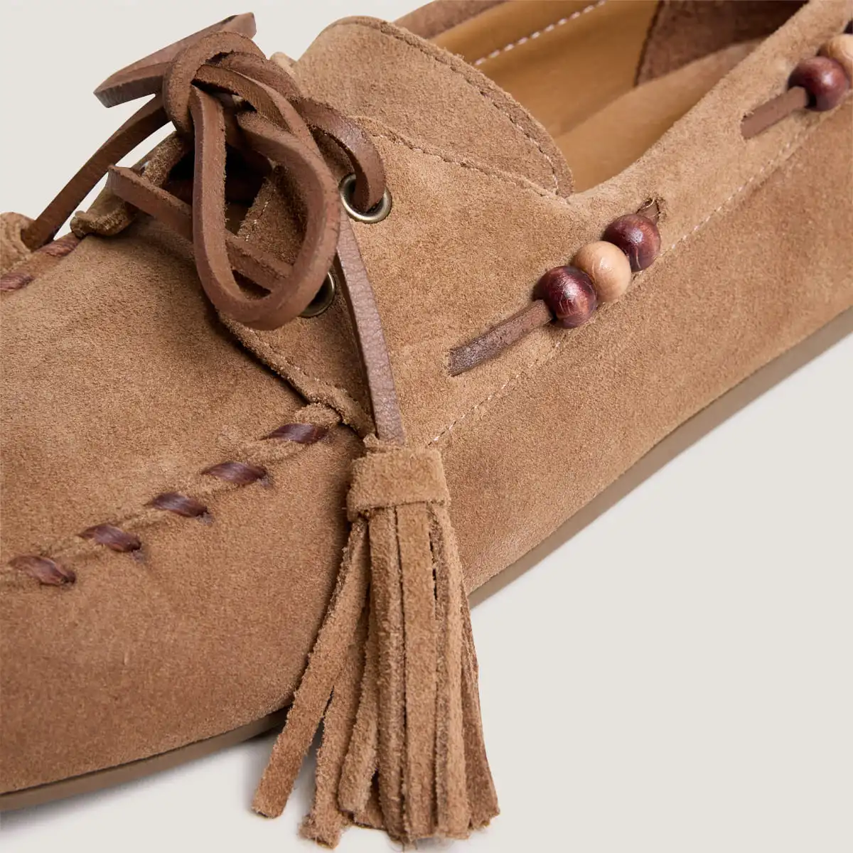 Mocassins souples à détails perlés en croûte taupe | LEONIE | Jonak